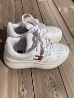 Sneakers met plateauzool Tommy Hilfiger maat 35, Vêtements | Femmes, Chaussures, Enlèvement ou Envoi, Comme neuf, Sneakers et Baskets