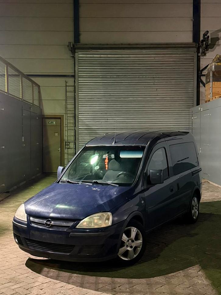 Opel combo, Auto's, Opel, Particulier, Combo Tour, Benzine, 5 deurs, Handgeschakeld, Blauw, Zwart, Ophalen