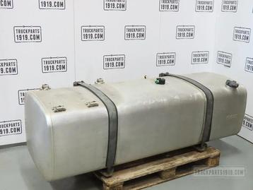 DAF 1945569 |  Brandstoftank + steunen 690L beschikbaar voor biedingen