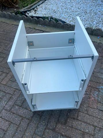 Wall cabinet - ikea beschikbaar voor biedingen