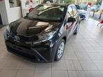 Toyota AYGO X Play CVT, Auto's, Toyota, 4 zetels, Stof, Zwart, 72 pk