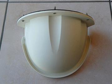 Regenkap voor een dome camera  beschikbaar voor biedingen