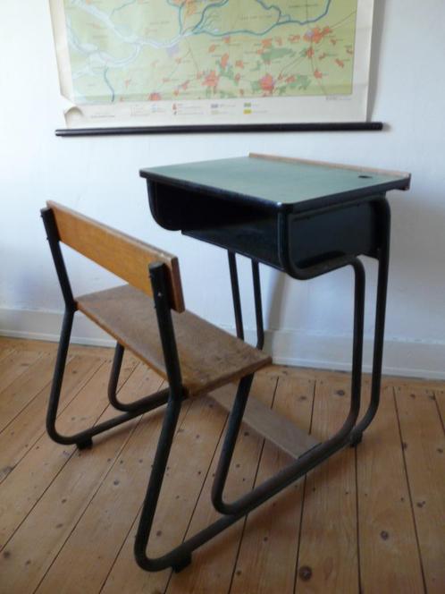Vintage schoolbankje, Huis en Inrichting, Bureaus, Bureau, Ophalen