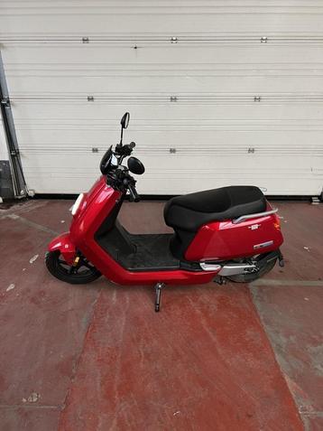 NIU elektrische scooter, Ophalen