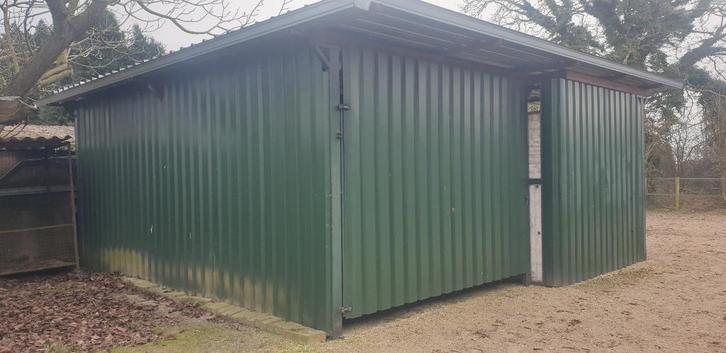 SUPER AANBIEDING !!! Paardenoverkapping  met garage / opslag, Dieren en Toebehoren, Stalling en Weidegang, Opfok, Stalling, Weidegang