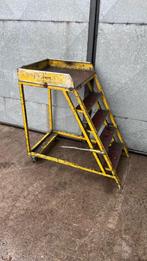 verrijdbare plateau trap. bordestrap 4 tredes, Ophalen, Gebruikt, Trap, Minder dan 2 meter