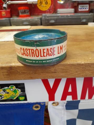 Oude Castrol Castrolease LM vetpot  beschikbaar voor biedingen