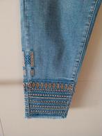 Jeans L&L M42 met strass aan de pijpen, Kleding | Dames, Spijkerbroeken en Jeans, Ophalen of Verzenden, Zo goed als nieuw