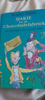 Roald Dahl - Sjakie en de chocoladefabriek, Boeken, Ophalen of Verzenden, Zo goed als nieuw, Roald Dahl