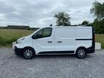 Renault Trafic 1.6Dci 125CH **Double porte latéral**, Carnet d'entretien, 6 portes, Tissu, Achat