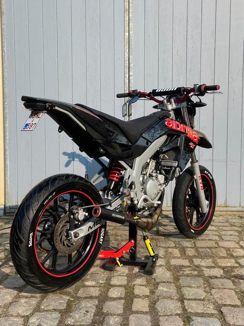Aprilia sx 50, Fietsen en Brommers, Brommers | Derbi, Zo goed als nieuw, Klasse B (45 km/u), Ophalen