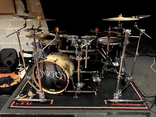 Drumset with Gibraltar Stealth Racks + spare parts, Muziek en Instrumenten, Drumstellen en Slagwerk, Gebruikt, Overige merken