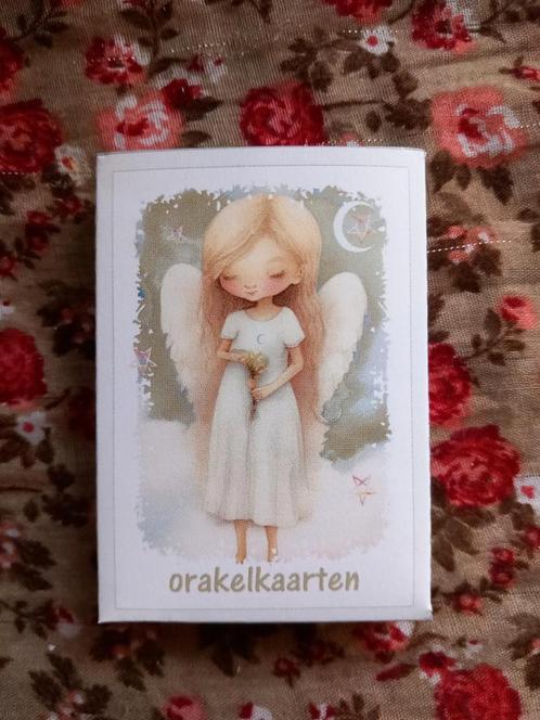 SCHATTIGE ORAKELKAARTEN. gratis verzending, Verzamelen, Religie, Zo goed als nieuw, Ophalen of Verzenden