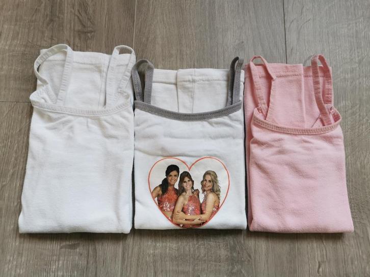 3 onderhemdjes - maat 110, Kinderen en Baby's, Kinderkleding | Maat 110, Gebruikt, Meisje, Nacht- of Onderkleding, Ophalen of Verzenden