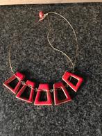 Mooie rode halsketting, Handtassen en Accessoires, Kettingen, Ophalen of Verzenden, Nieuw, Rood, Steen of Mineraal