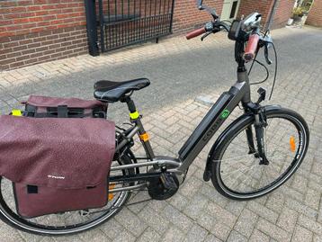 Electrische damesfiets in goede staat (wegens overlijden) beschikbaar voor biedingen