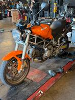 Ducati monster 620i, 2 cilinders, Sportuitlaat, Motorrijbewijs A, Particulier