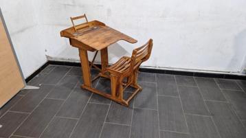 oud vintage houten kinderbureau 60 cm breed beschikbaar voor biedingen