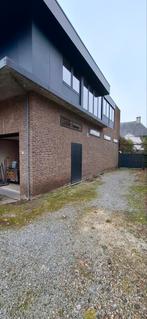 Gerenoveerd uitzonderlijk pand met grote garage / werkplaats, Immo