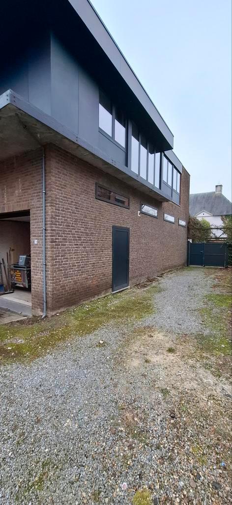 Gerenoveerd uitzonderlijk pand met grote garage / werkplaats, Immo, Huizen en Appartementen te koop