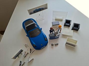 Playmobil 5991 dealer shop Porche beschikbaar voor biedingen