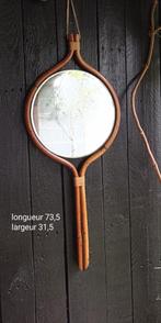 Ancien miroir en rotin
73,5 x 31,5
Miroir taché
Voir photo, Enlèvement ou Envoi