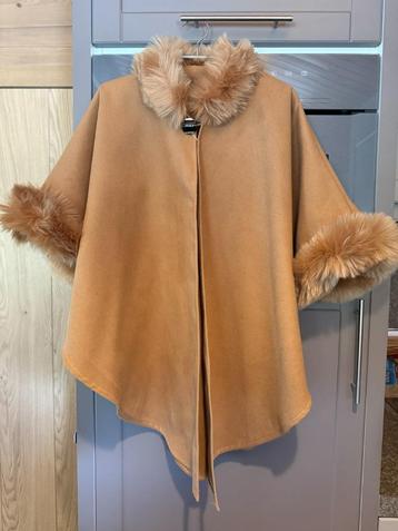 Heel warme CAPE te koop beschikbaar voor biedingen