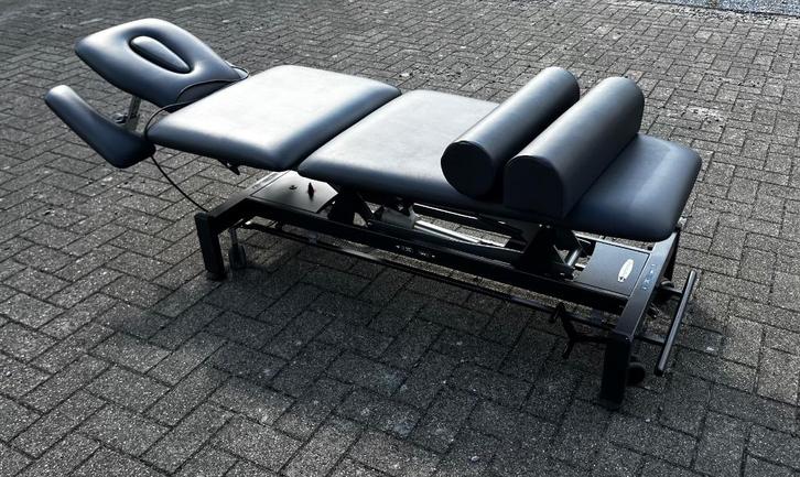 Elektrische behandeltafel, Sport en Fitness, Overige Sport en Fitness, Gebruikt, Ophalen