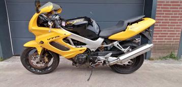 Honda​ VTR 1000 Fire Storm  beschikbaar voor biedingen