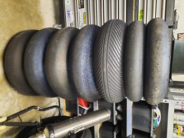 Slicks,racebanden,regenband Pirelli Superbike.