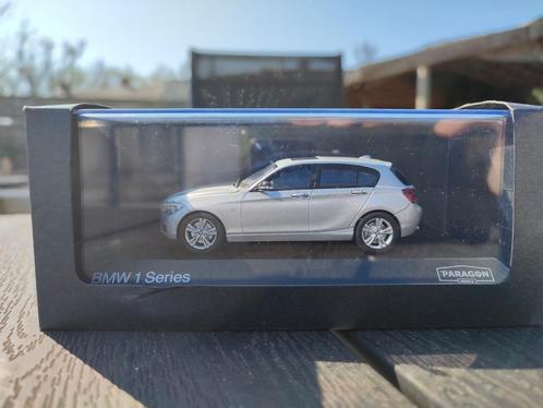 BMW 1-serie Paragon 1/43, Hobby en Vrije tijd, Modelauto's | 1:43, Zo goed als nieuw, Auto, Overige merken, Ophalen of Verzenden