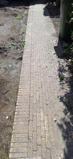 gratis betonklinkers 20 x 5 x6,6 cm, Ophalen, Gebruikt, Klinkers, 10 m² of meer