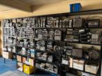 Reuze collectie oldtimer radios,onderdelen,enz…, Ophalen
