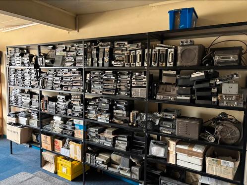 Reuze collectie oldtimer radios,onderdelen,enz…, Auto diversen, Autoradio's, Ophalen