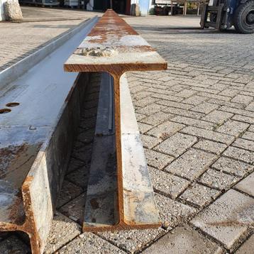 Balken IPE 300 9,3m IPE 280 7,2m HEA HEB HEM UNP IPE beschikbaar voor biedingen
