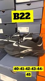 DIOR B22, Ophalen, Zo goed als nieuw