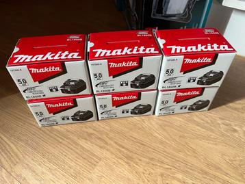 Nouvelles batteries Makita 18v 5ah  disponible aux enchères