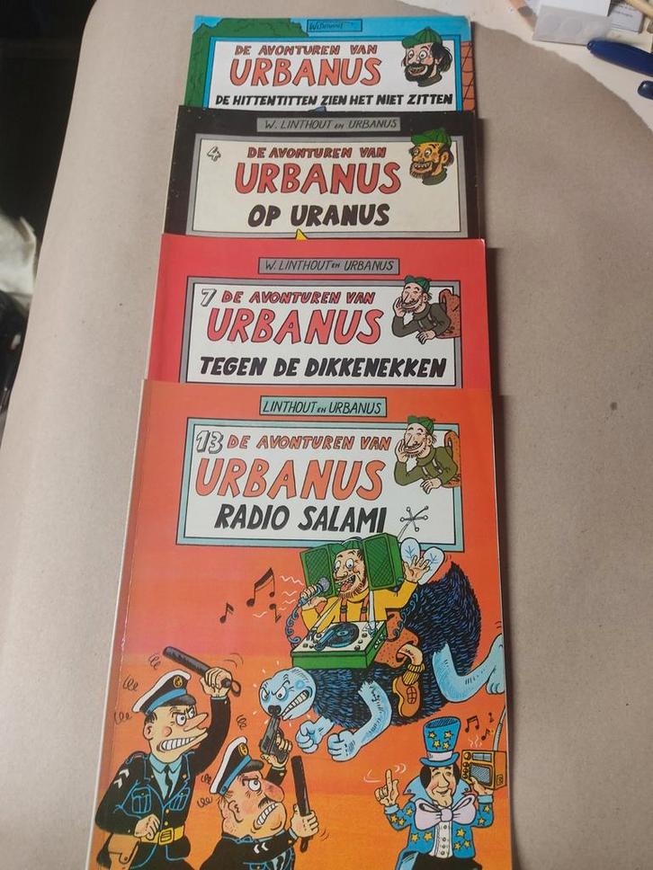 24 strips van Urbanus, Boeken, Stripverhalen, Gelezen, Ophalen of Verzenden