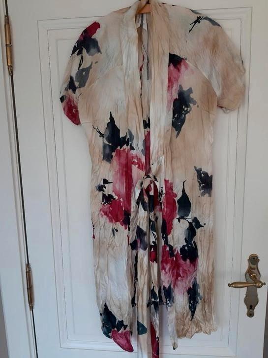 Heel mooie kimono merk Summum Women mt 40, Kleding | Dames, Jurken, Zo goed als nieuw, Roze, Ophalen of Verzenden