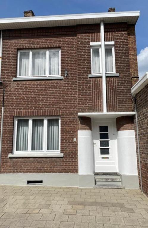 Stadswoning in Borgloon met ruime garage en tuin, Immo, Huizen en Appartementen te koop, Provincie Limburg, Tussenwoning, F