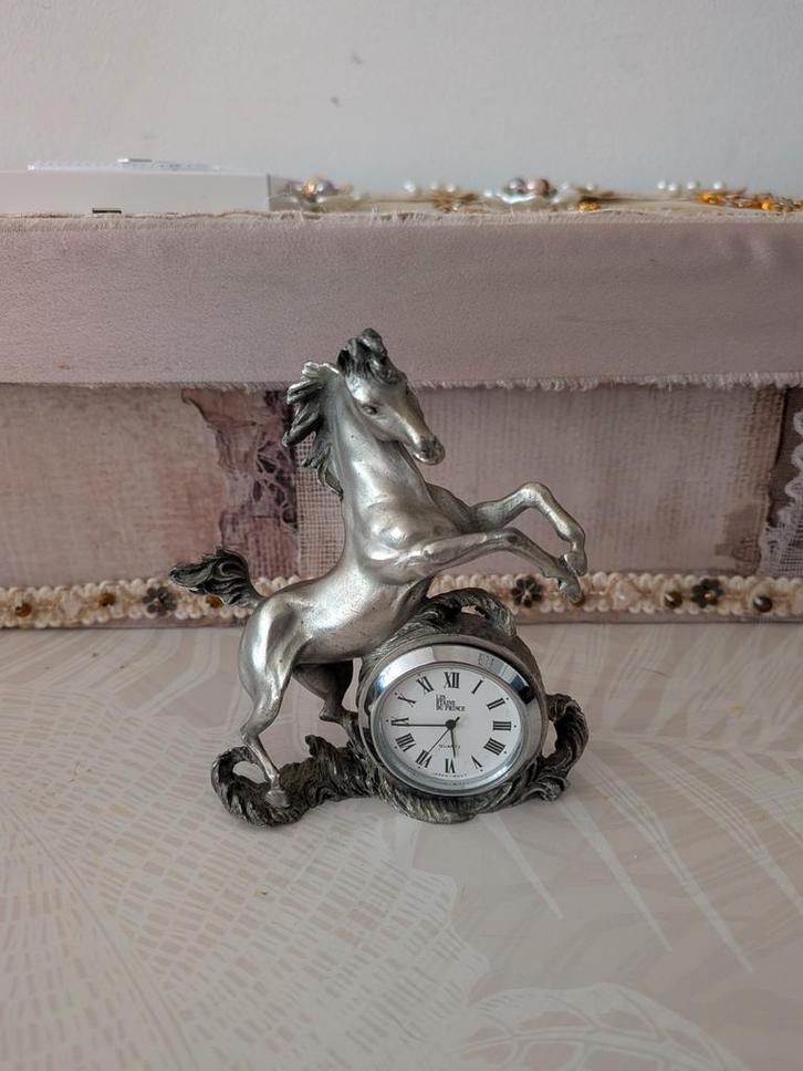 Tinnen bureauklok Cheval Les Étains du prince, Huis en Inrichting, Woonaccessoires | Klokken, Zo goed als nieuw, Ophalen of Verzenden