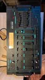 Table de mixage, Enlèvement, Utilisé, 5 à 10 canaux, Entrée micro