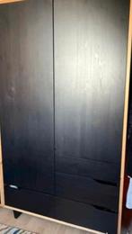️ Urgent Beautiful Mandal Ikea kledingkast stevig grenenhout, Huis en Inrichting, Ophalen, Grenenhout