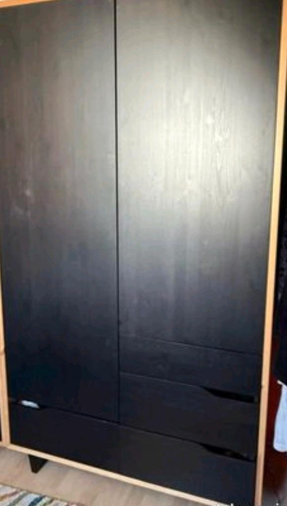 Mandal Ikea garderobekast stevig grenenhout B-conditie, Huis en Inrichting, Kasten | Dressoirs, Gebruikt, 100 tot 150 cm, 50 tot 75 cm