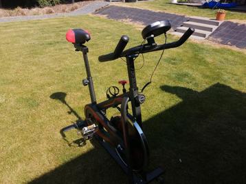 Spinningfiets beschikbaar voor biedingen