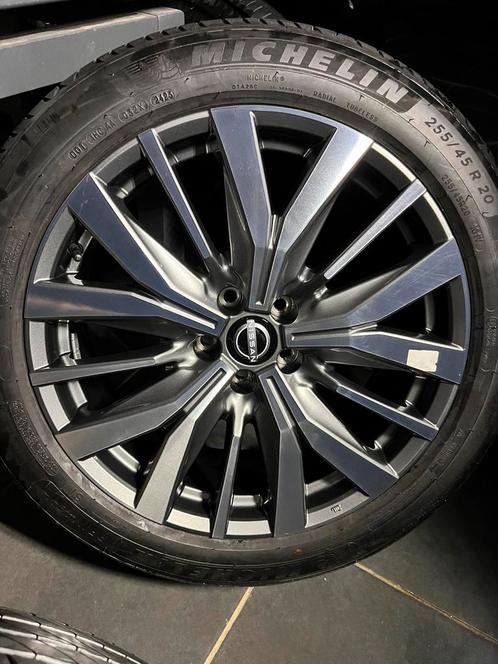 Jantes Nissan X Trail 255/45/20 pneus Michelin été neuff, Auto-onderdelen, Banden en Velgen, Banden en Velgen, Zomerbanden, 20 inch
