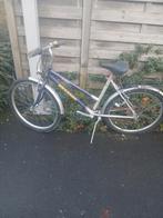 Meisjes fiets, dient eens gesmeerd te worden, Enlèvement