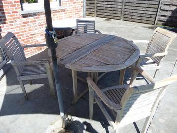 Table  jardin + chaises beschikbaar voor biedingen