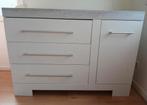 Babykamer compleet in  wit  en zeer degelijke kwaliteir, Ophalen, Zo goed als nieuw, Commode