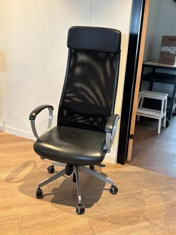 Chaise de bureau beschikbaar voor biedingen